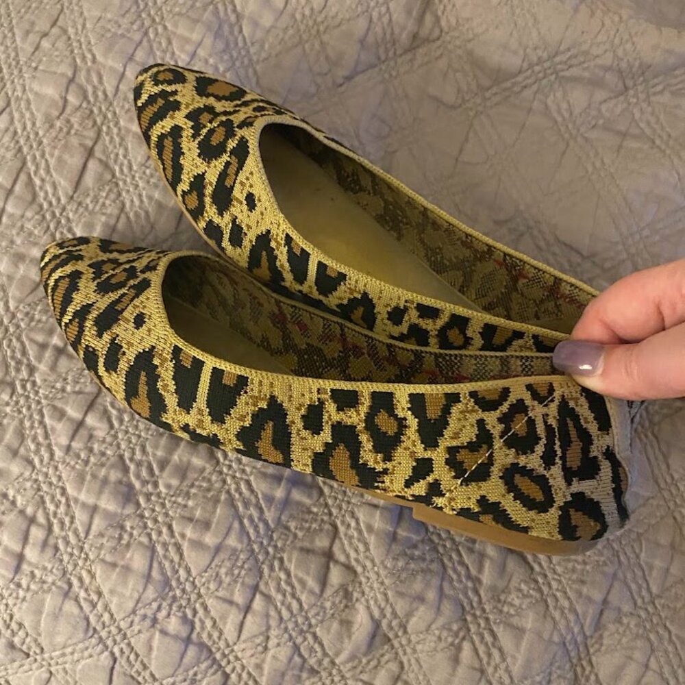 Leopard Print Pointed Toe Flats
